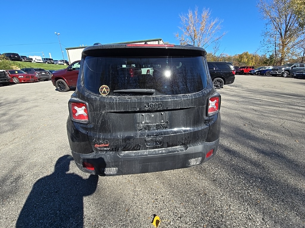 2023 Jeep Renegade Altitude photo 4