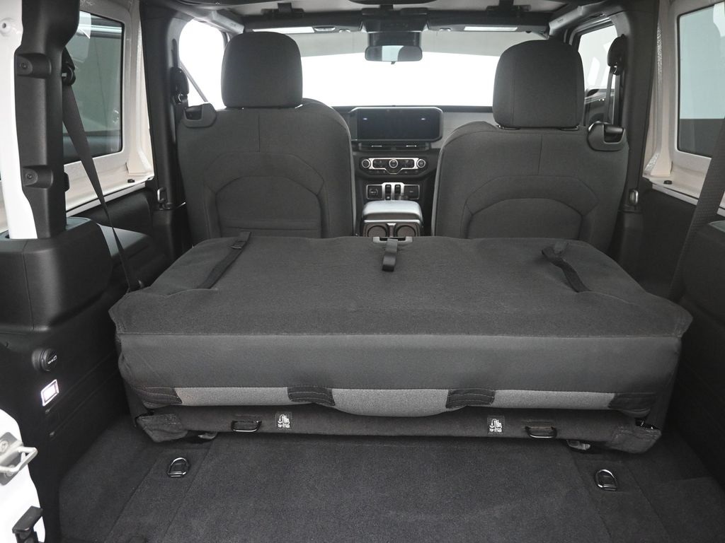 2024 Jeep Wrangler Sport S photo 20