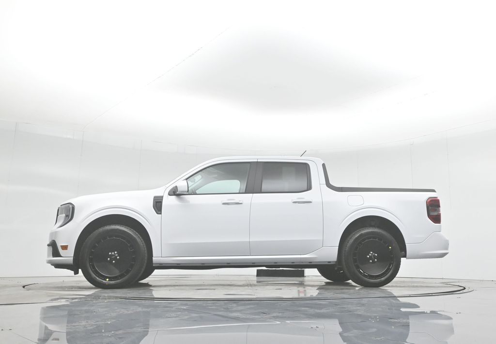 2025 Ford Maverick Lobo Standard