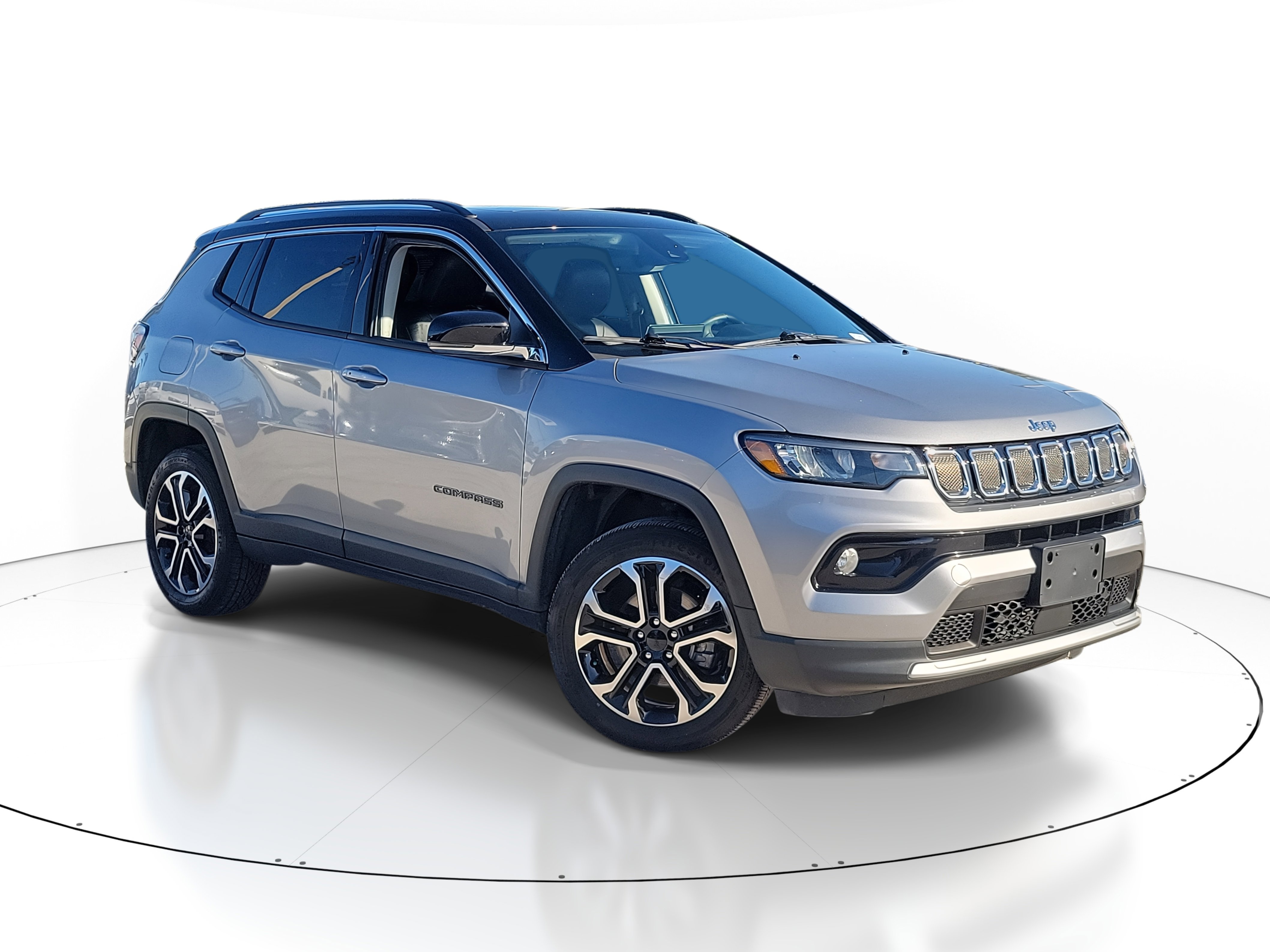 2022 Jeep Compass Limited's photo