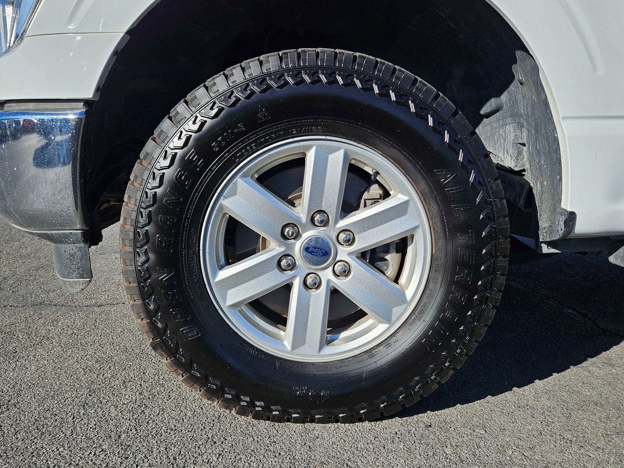 2022 Ford F-150 XL photo 8