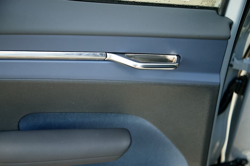 2026 VOLVO EX30 - Image 16