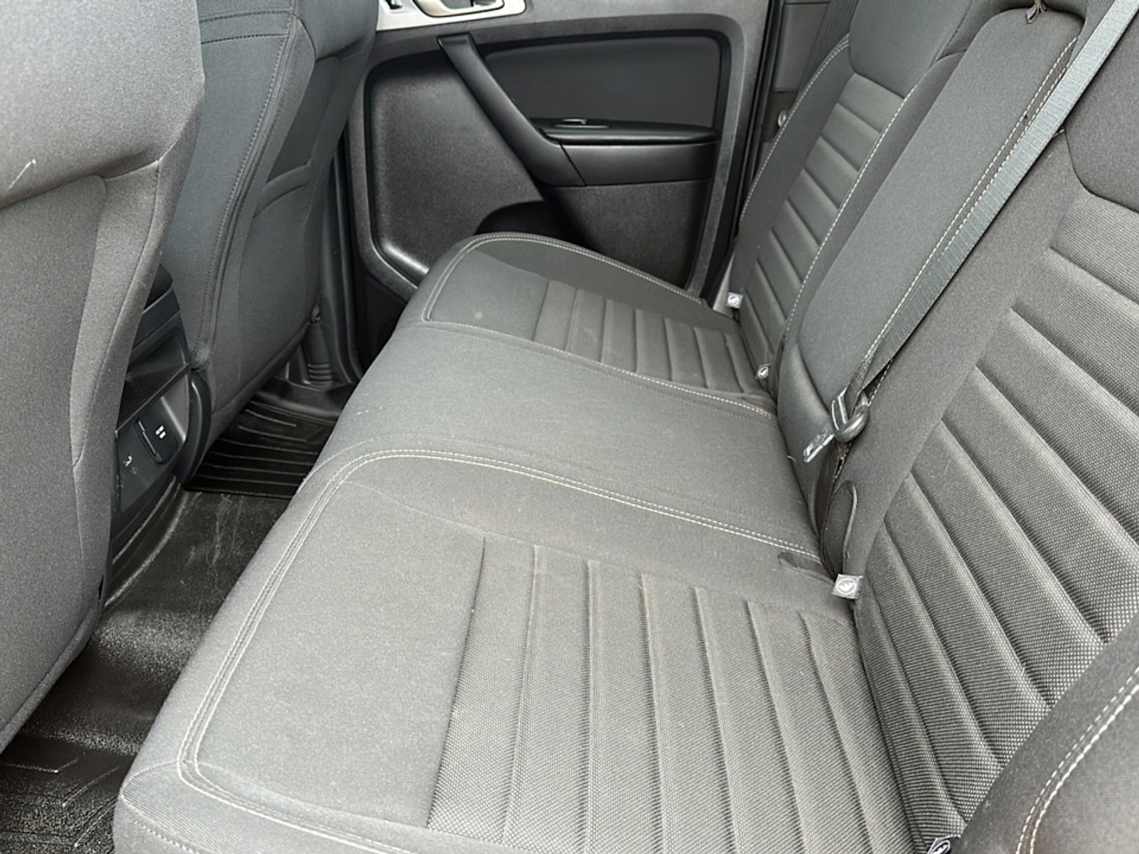 Used 2021 Orange Ford XLT image 17