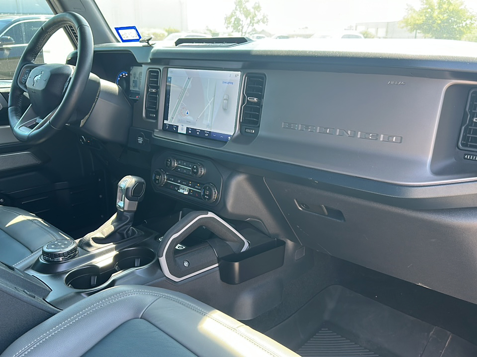 2023 Ford Bronco Outer Banks photo 8