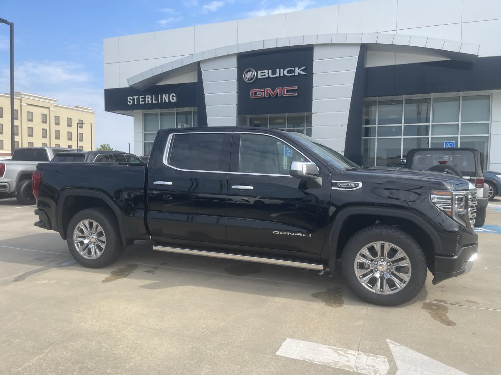 New 2024 GMC Sierra 1500 Denali