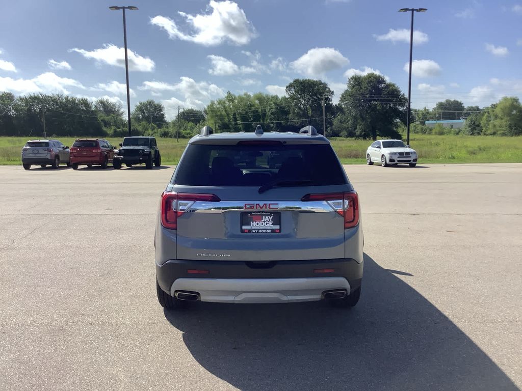 2022 Gmc Acadia SLE photo 5