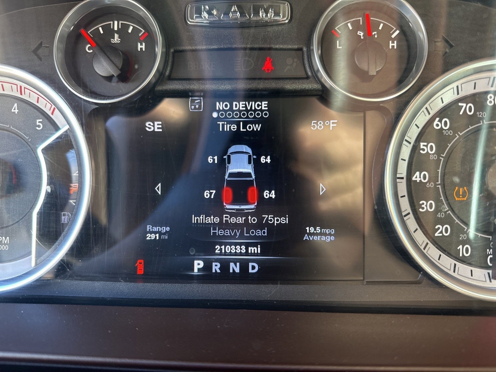 2013 Ram 2500 Laramie photo 3