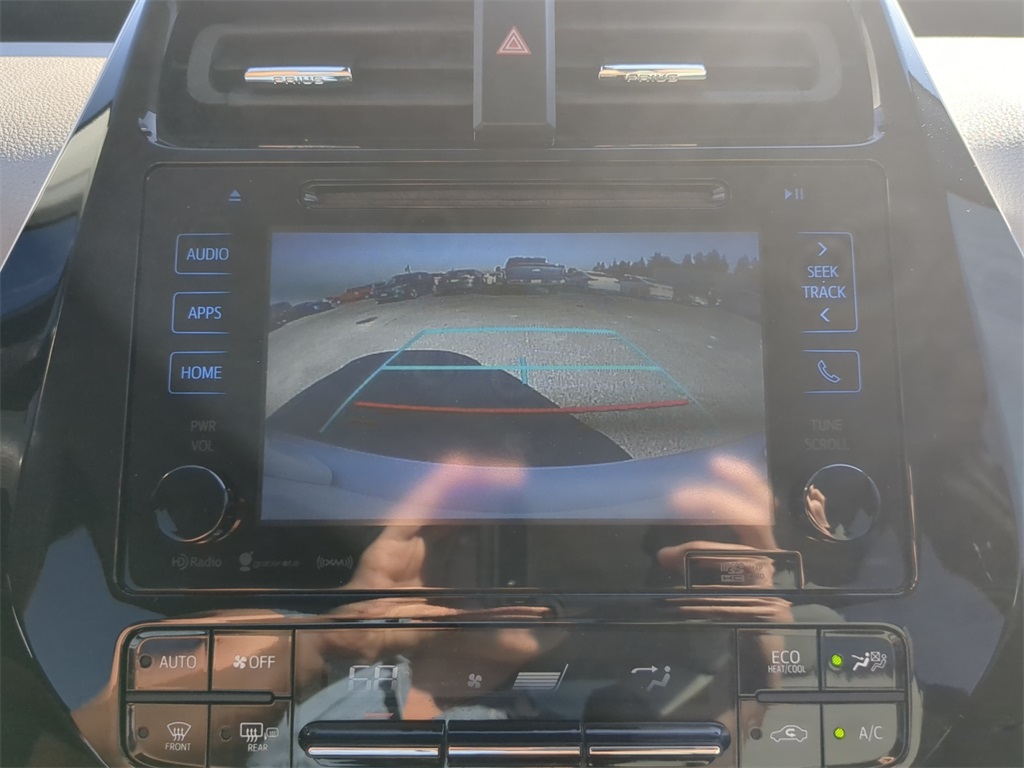 2017 Toyota Prius Three Touring photo 21