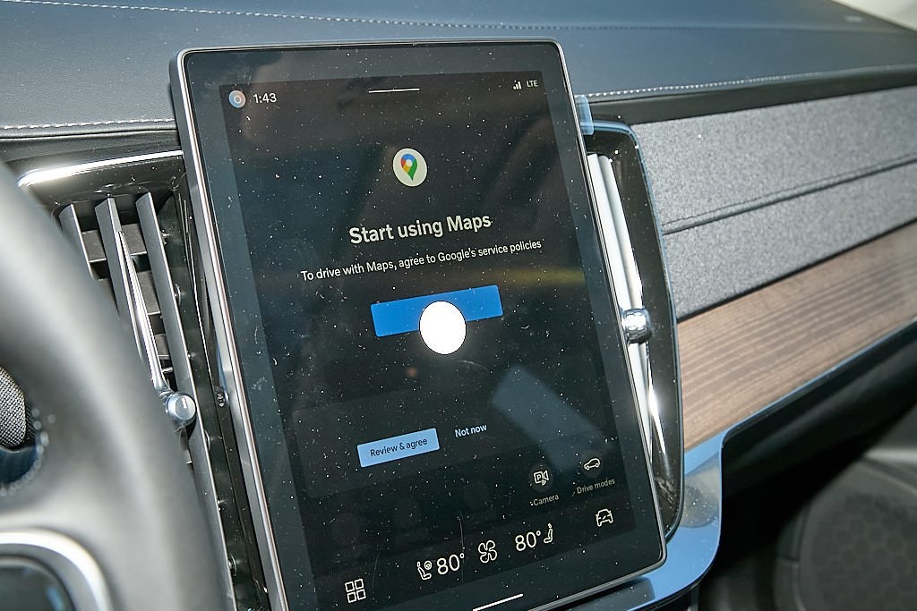 2026 VOLVO XC90 - Image 13