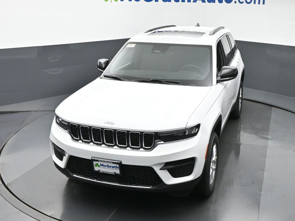 2025 Jeep Grand Cherokee Laredo X photo 23