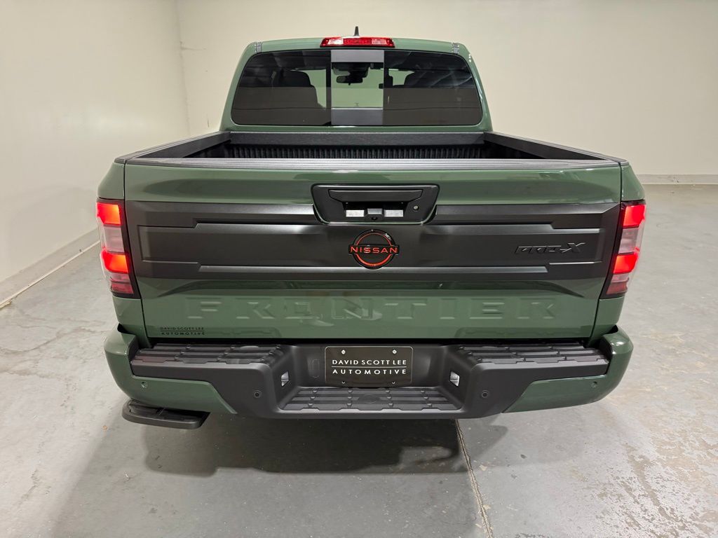 2025 Nissan Frontier PRO-X photo 2