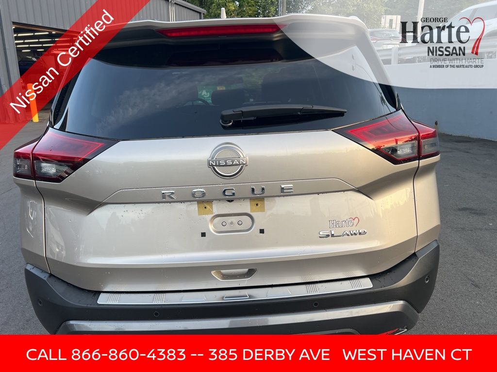 2022 Nissan Rogue SL photo 3