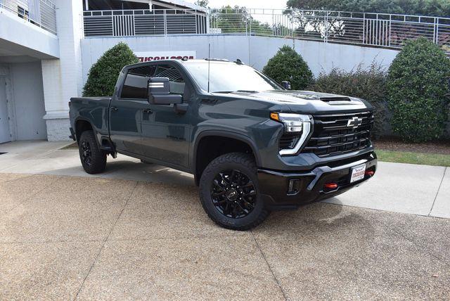 2026 Chevrolet Silverado 2500HD LTZ's photo