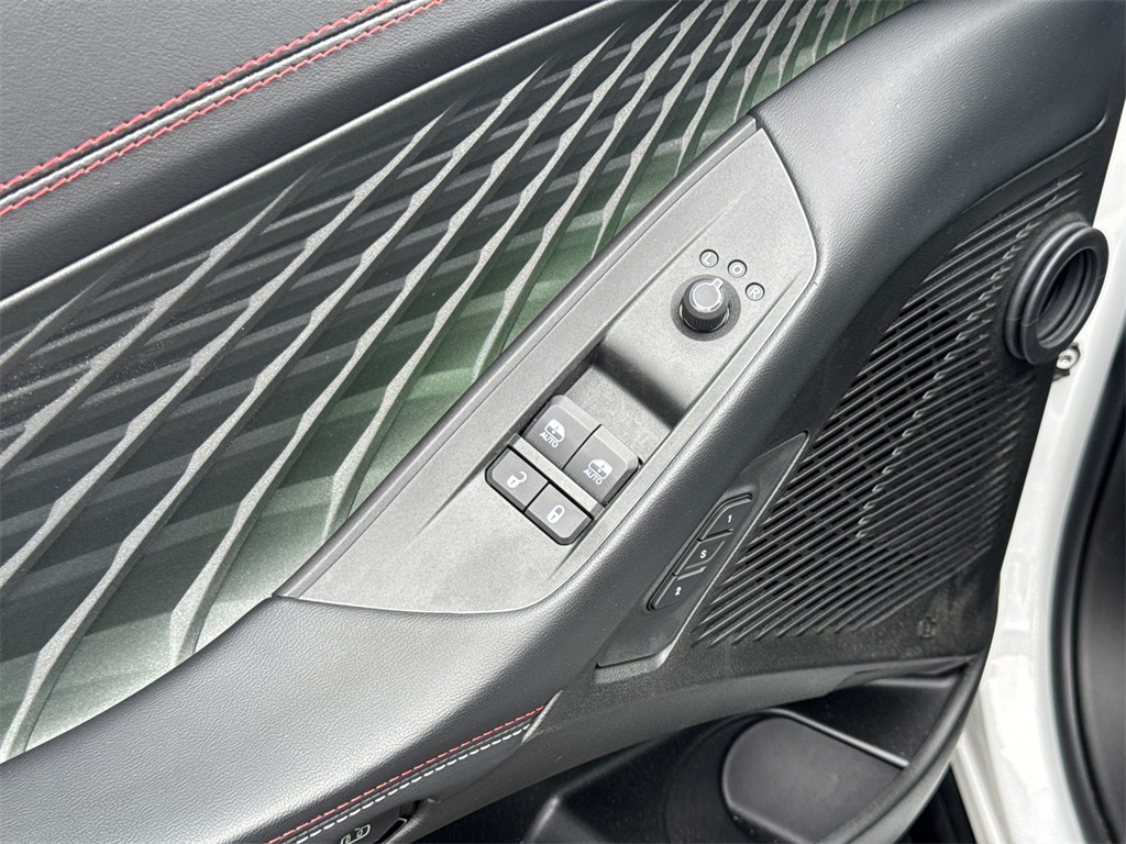 2024 Dodge Charger R/T photo 20