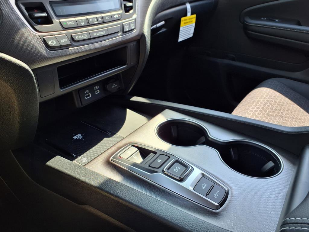2025 Honda Ridgeline Sport photo 16