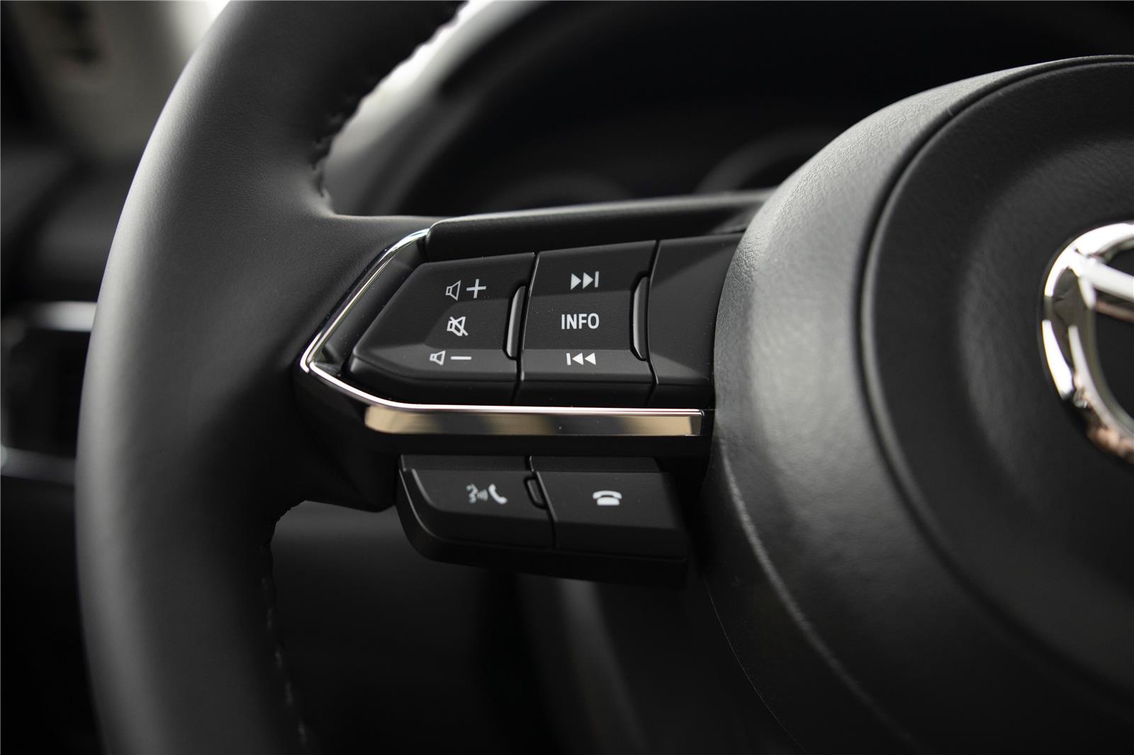 2025 Mazda CX-5 2.5 S Preferred photo 15