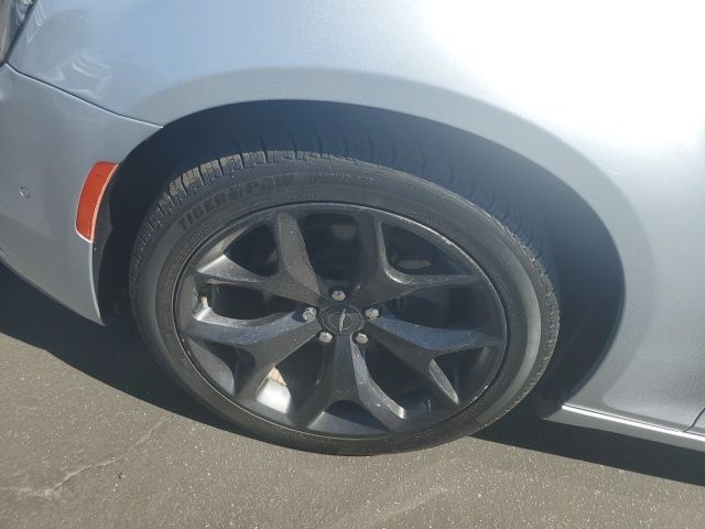 2021 Chrysler 300 S photo 23