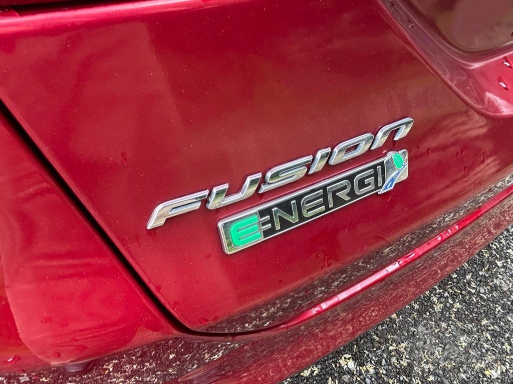 2016 Ford Fusion Energi SE photo 3