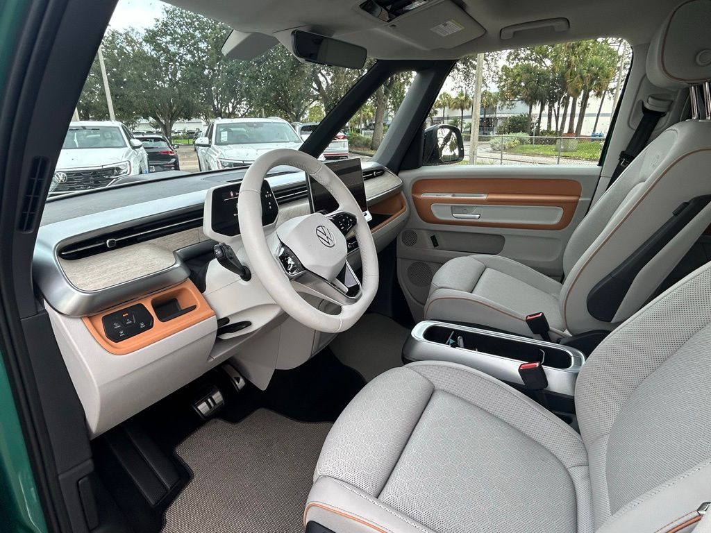 2025 Volkswagen ID. Buzz Pro Plus photo 9