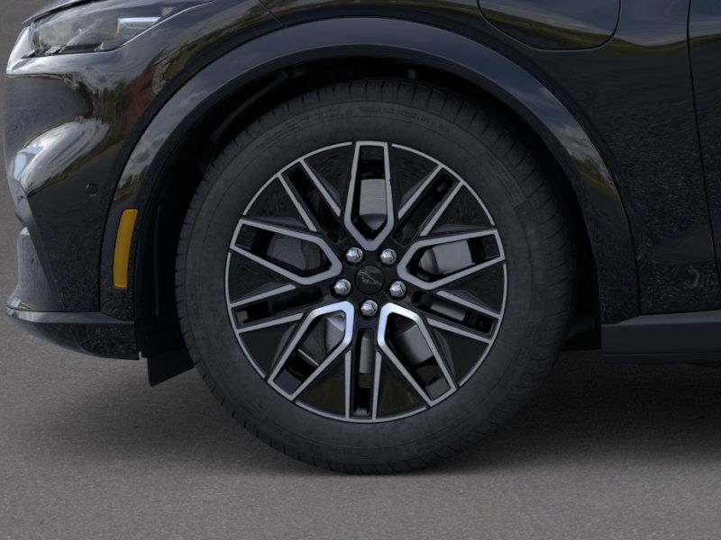 2025 FORD MUSTANG MACH-E - Image 19