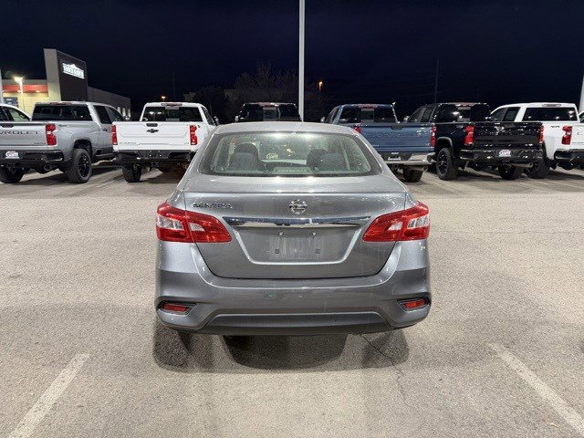 2017 Nissan Sentra S photo 2