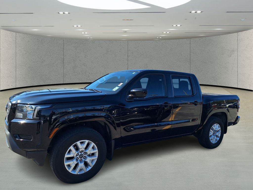 2022 Nissan Frontier SV's photo