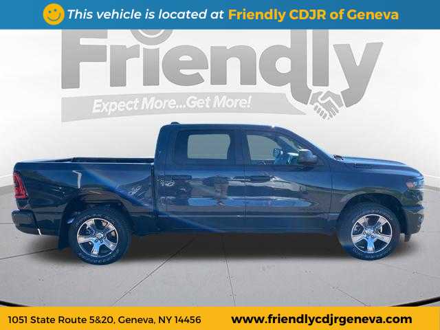 2025 Ram 1500 Tradesman photo 3