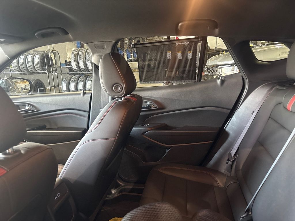 2025 Chevrolet Trax photo 34