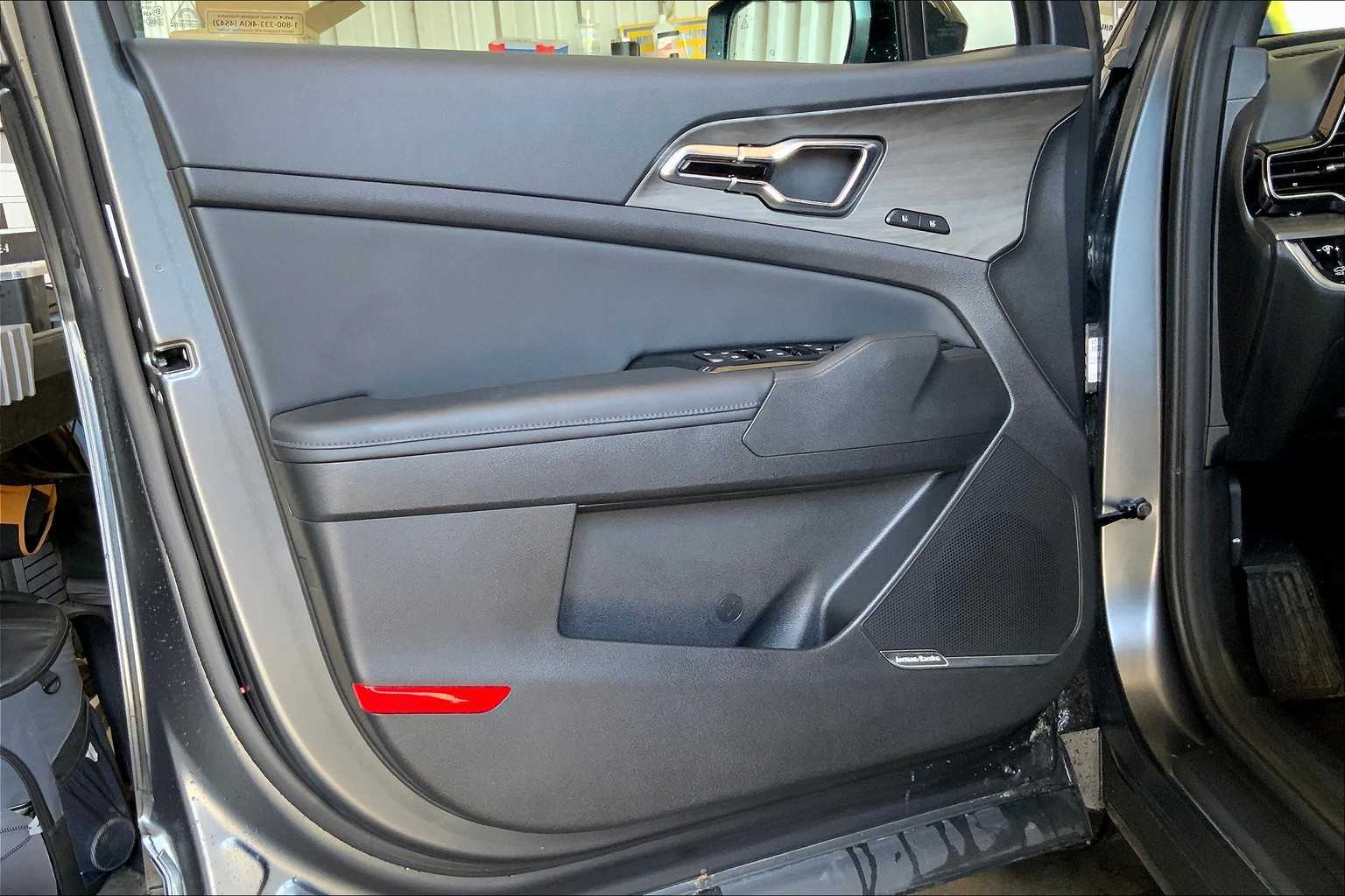 2024 Kia Sportage Plug-In Hybrid X-Line Prestige photo 19