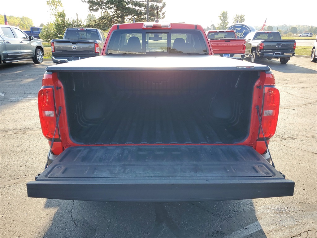 2019 Chevrolet Colorado LT photo 25