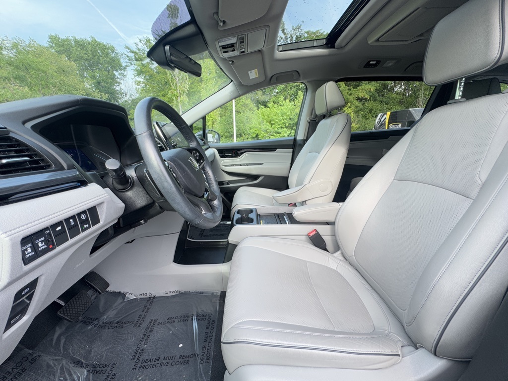 2023 Honda Odyssey Elite photo 16