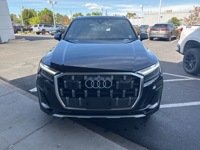 2025 Audi Q7 55 Premium photo 2
