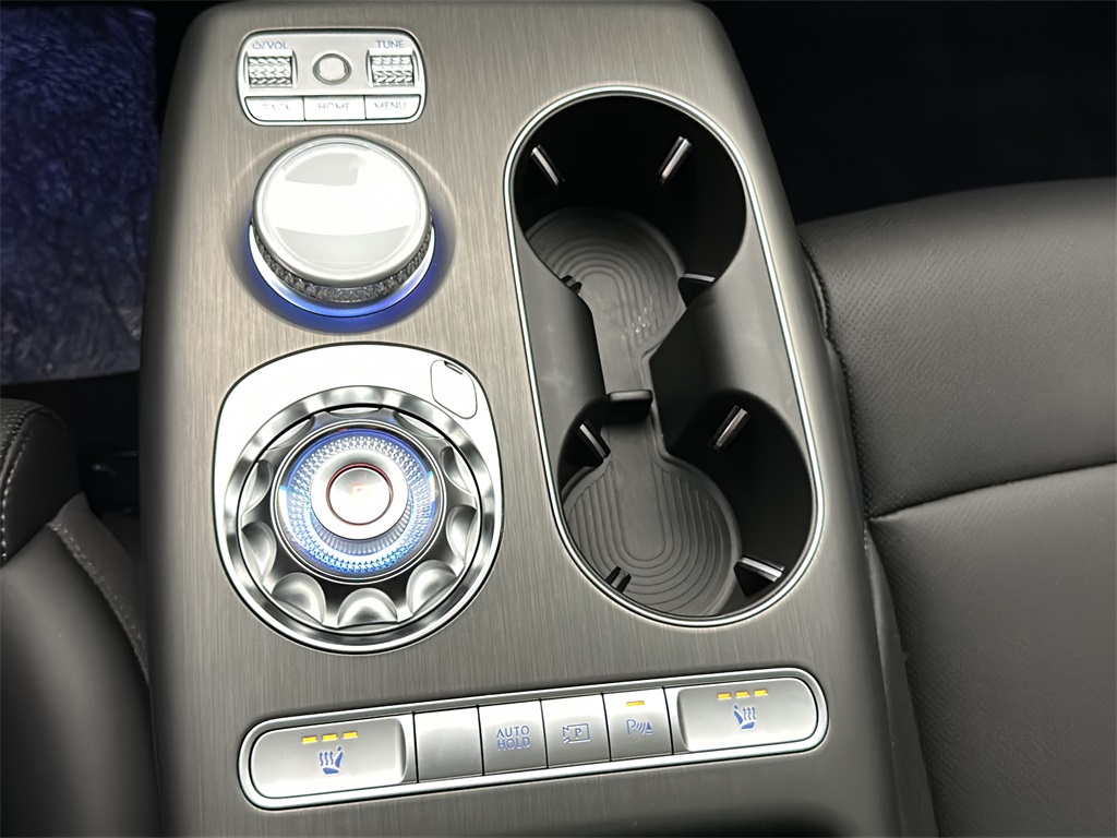 2026 Genesis GV60 AWD photo 22