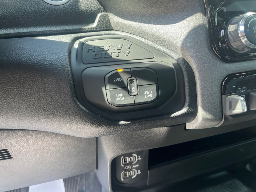 2025 Ram 2500 Tradesman photo 25