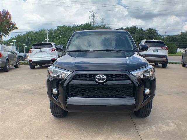 2019 Toyota 4Runner SR5 photo 3