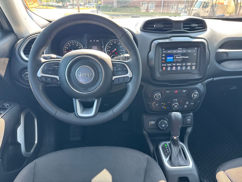 2019 Jeep Renegade Latitude photo 21