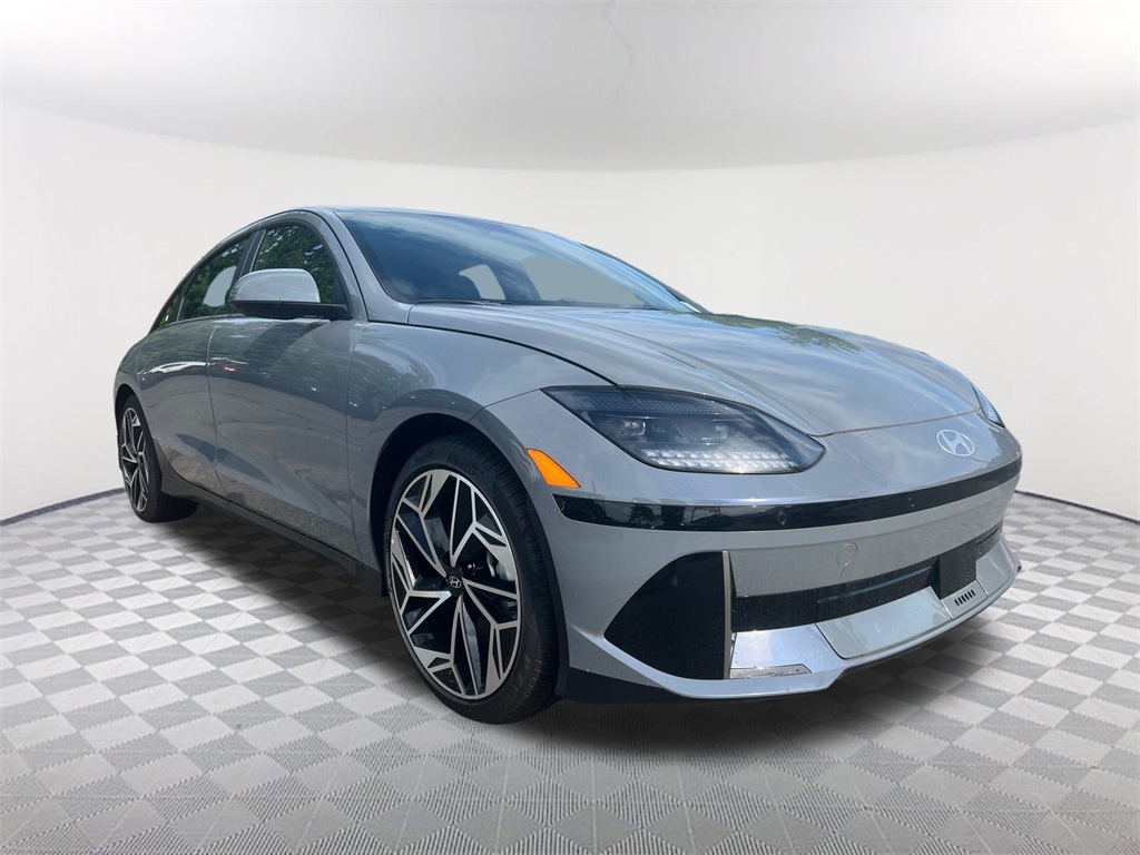 2025 Hyundai Ioniq 6 SEL photo 3