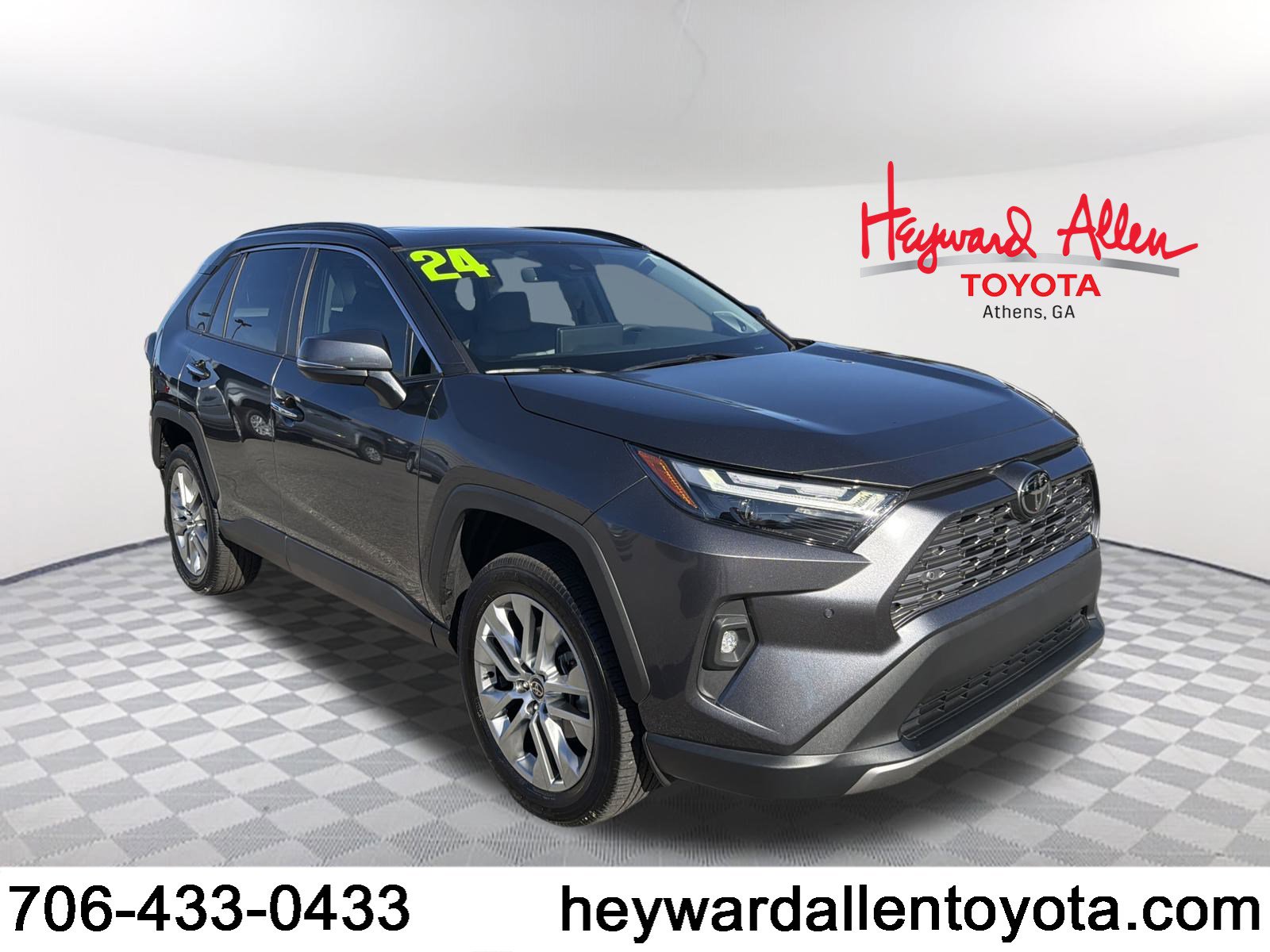 2024 Toyota RAV4 Limited's photo