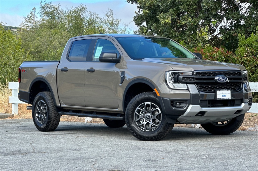 2025 Ford Ranger XLT photo 2