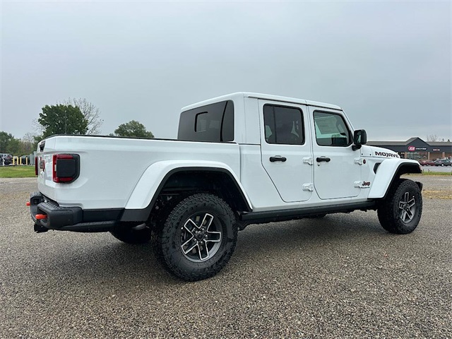 2025 Jeep Gladiator Mojave photo 10