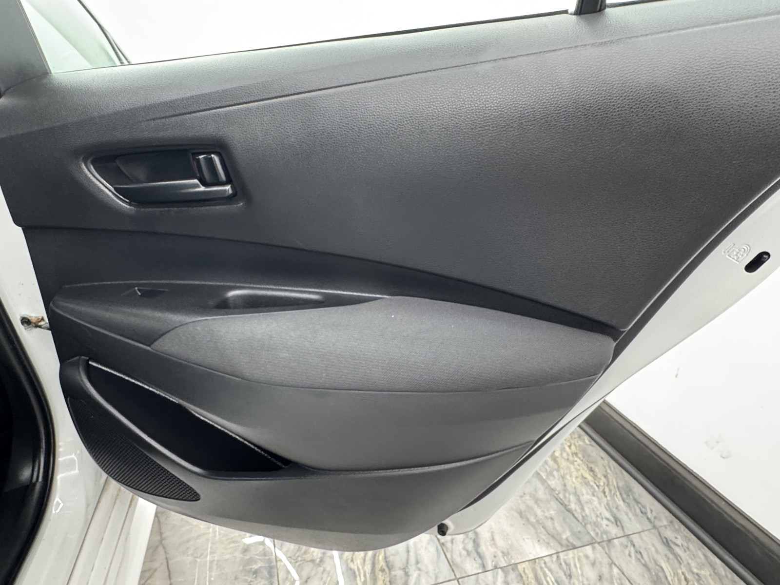 2022 Toyota Corolla LE photo 44