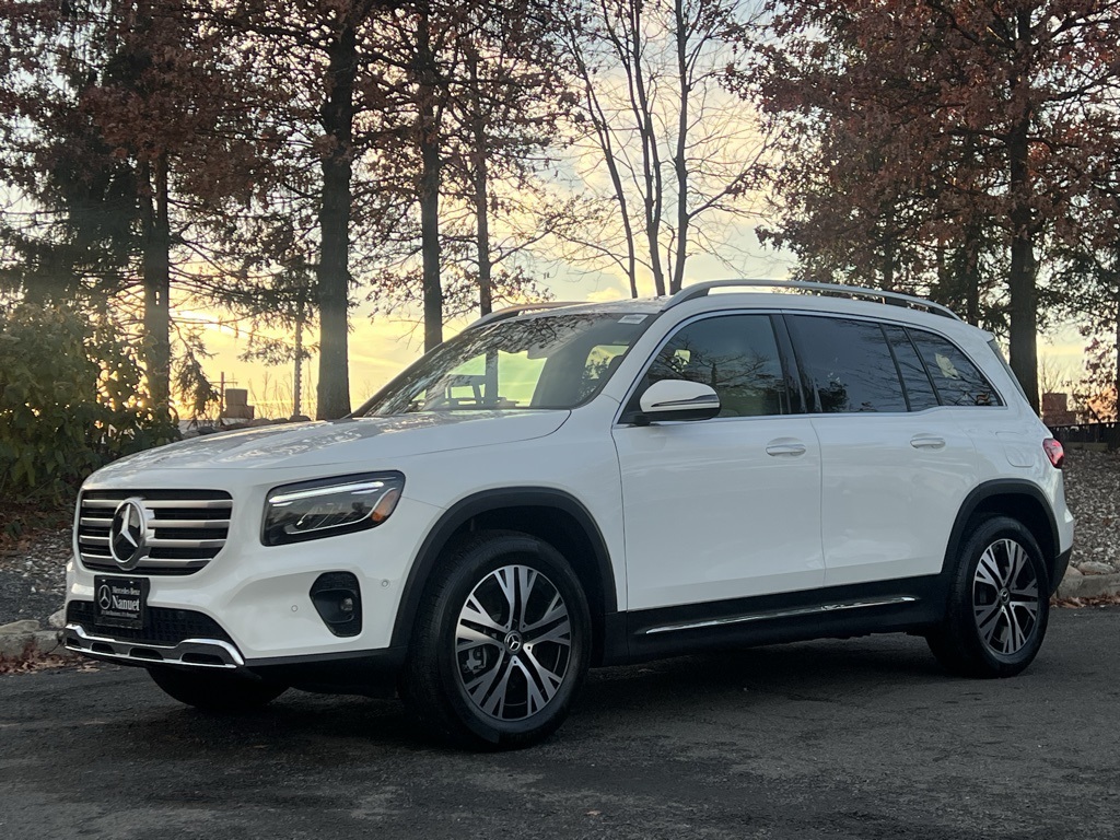 2025 Mercedes-Benz GLB Base