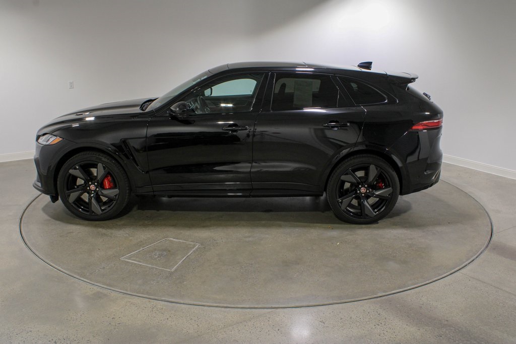 2023 Jaguar F-PACE SVR photo 2