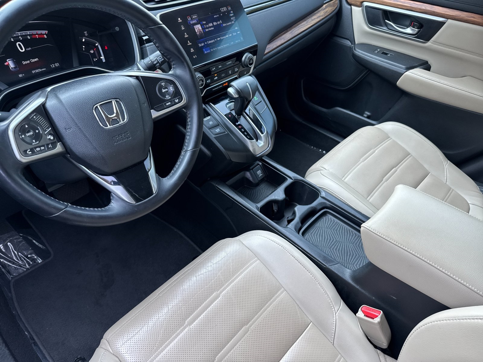 2018 Honda CR-V Touring photo 8