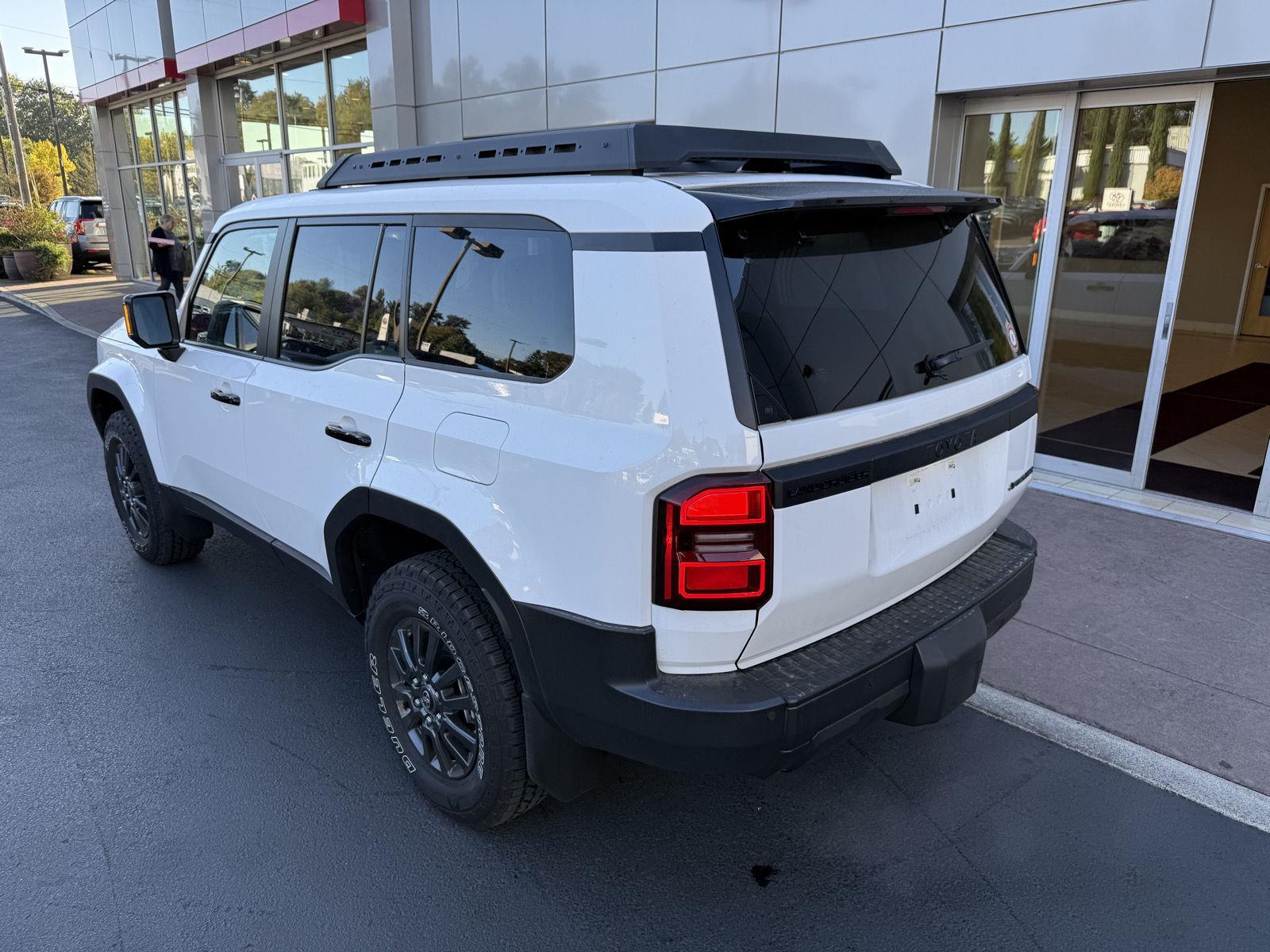 2025 Toyota Land Cruiser photo 3