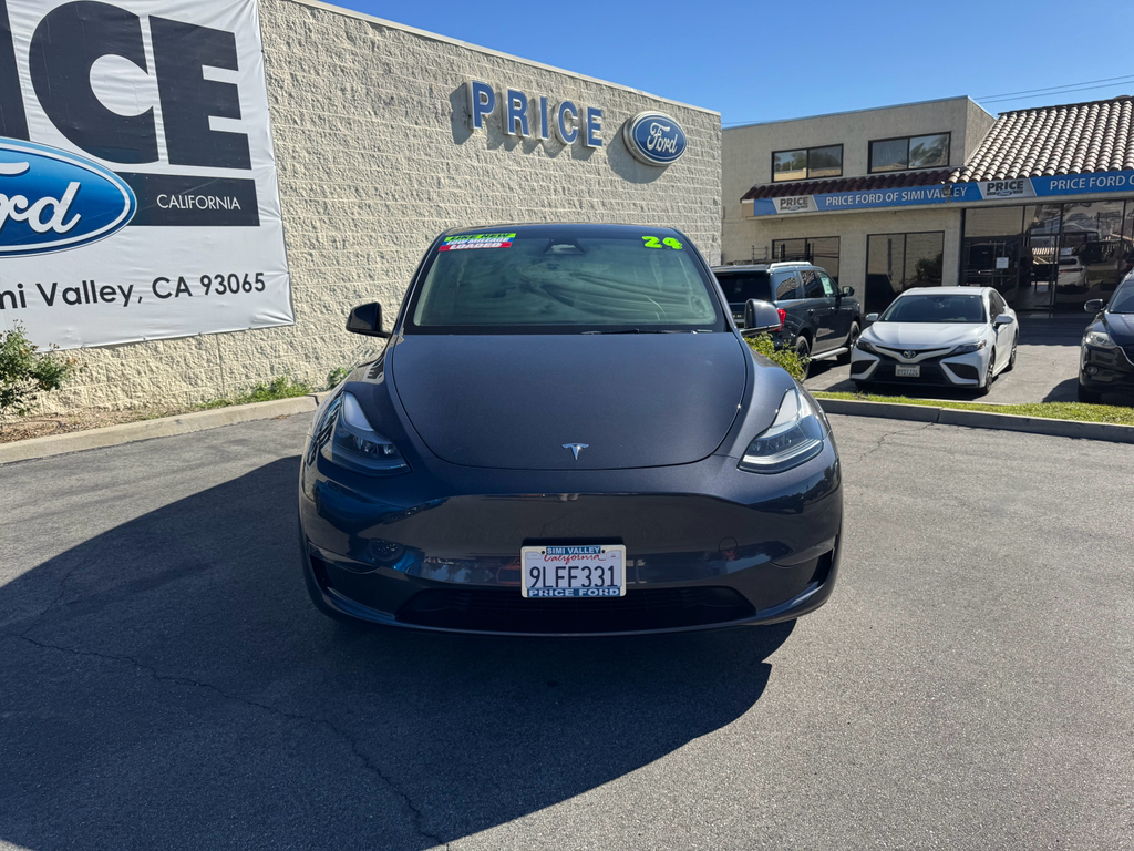 Used 2024 Tesla Model Y Long Range with VIN 7SAYGDEE8RA229356 for sale in Kansas City