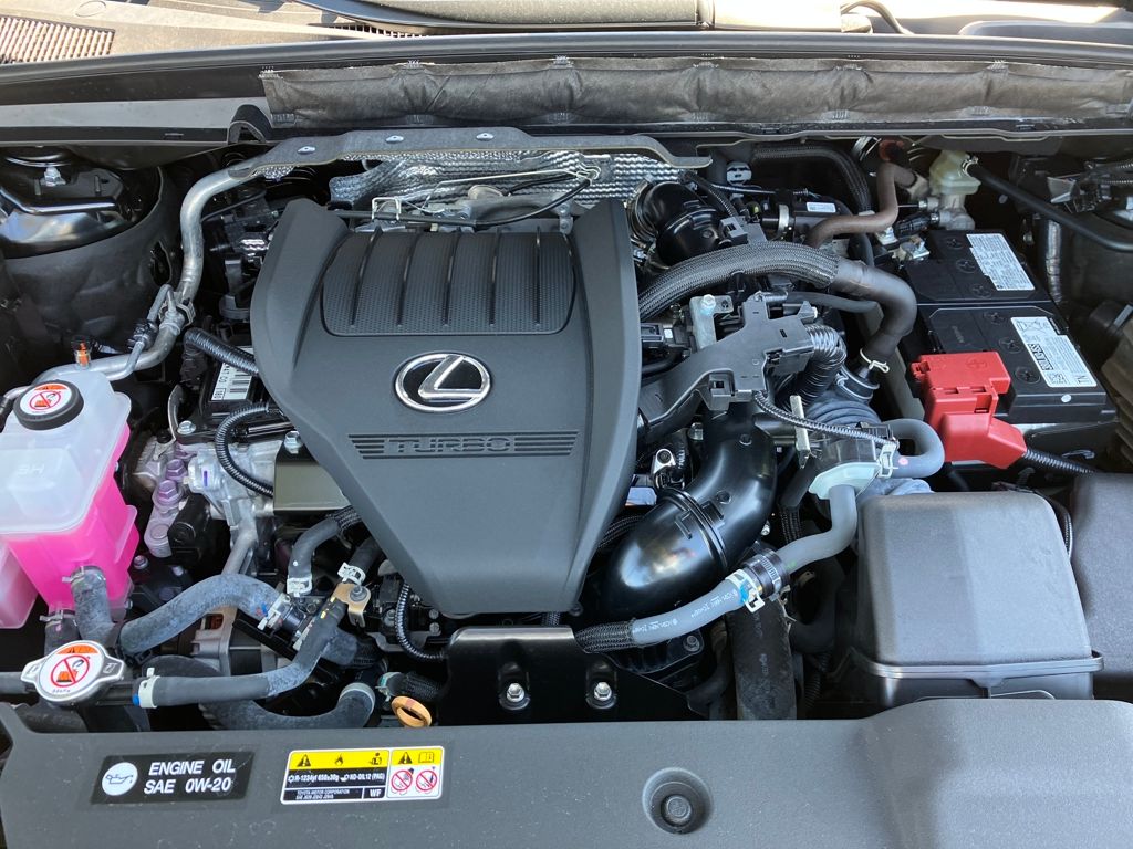 2023 Lexus RX photo 13