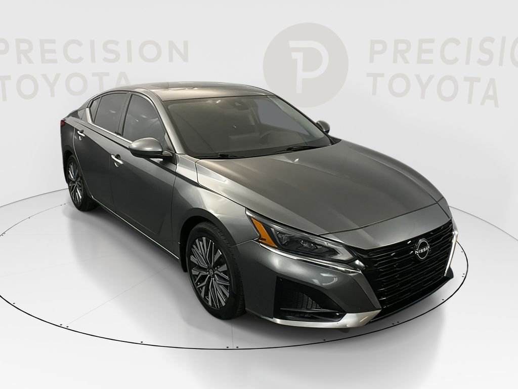 2023 Nissan Altima SV