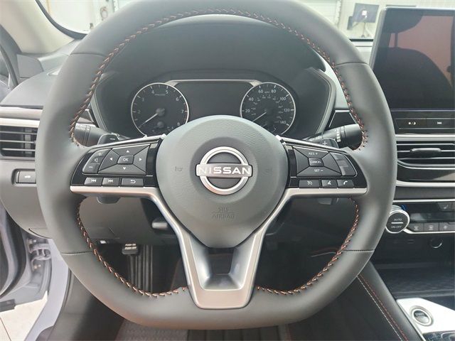 2025 Nissan Altima 2.5 SR photo 23