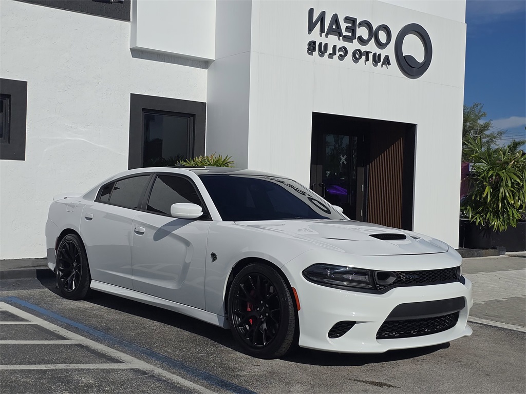 2019 Dodge Charger SRT8 Hellcat photo 2